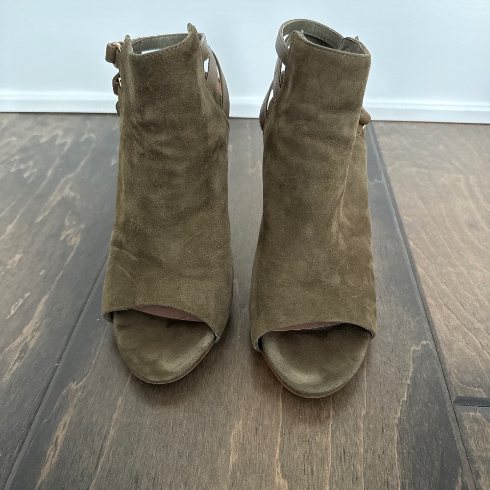 Vince Camino suede heels